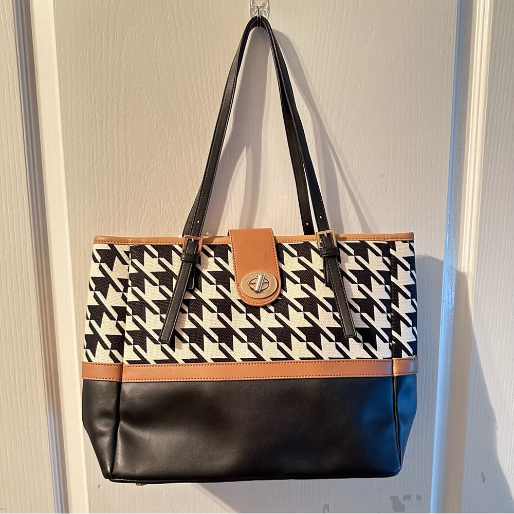 Spartina 449 Stoddard Turn-Key Classic Tote and Snap Wallet